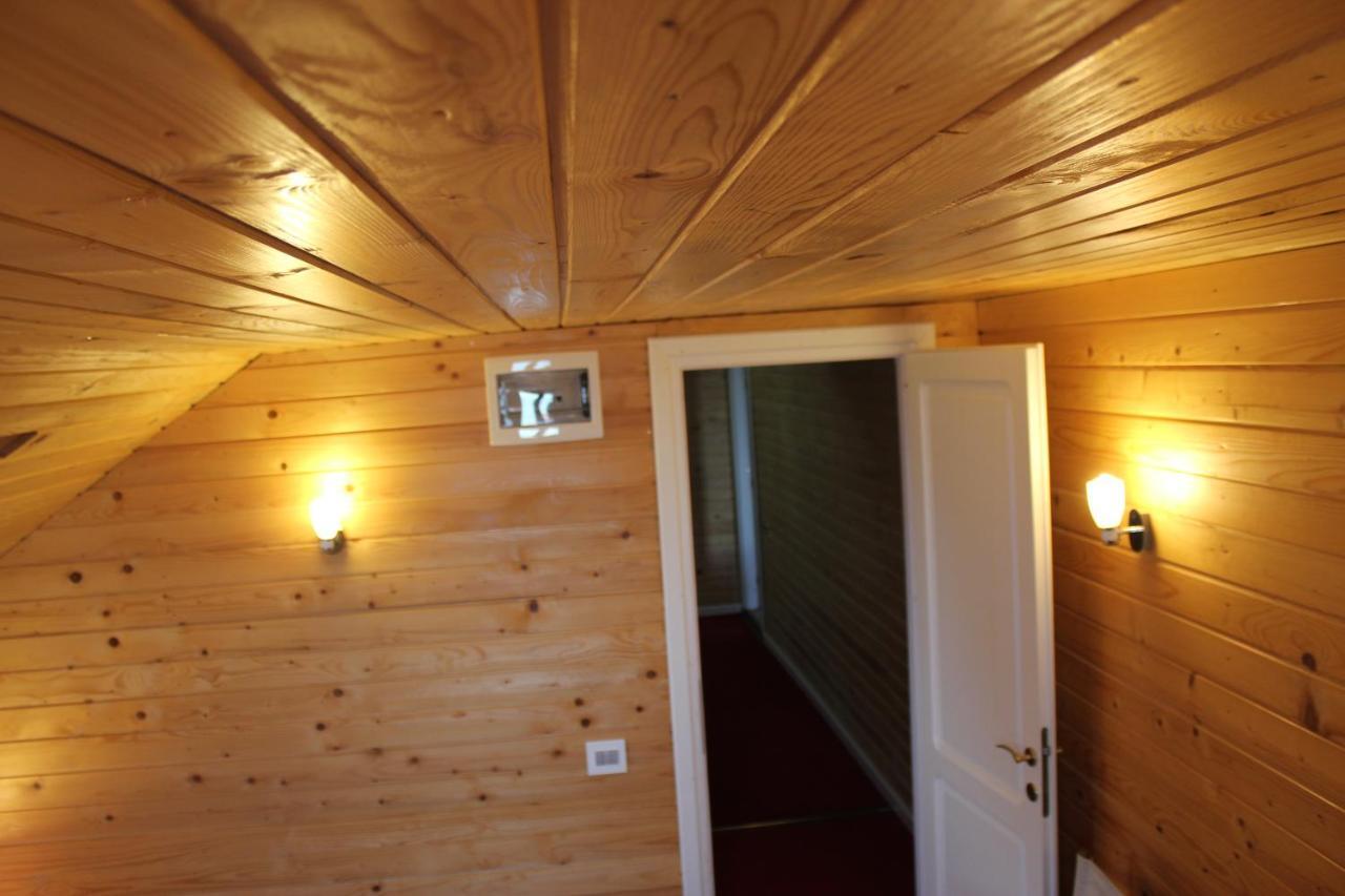 Vila Flavia B&B Constanţa Exteriör bild