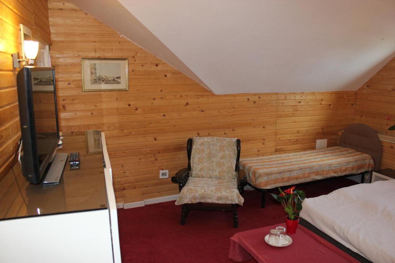 Vila Flavia B&B Constanţa Exteriör bild